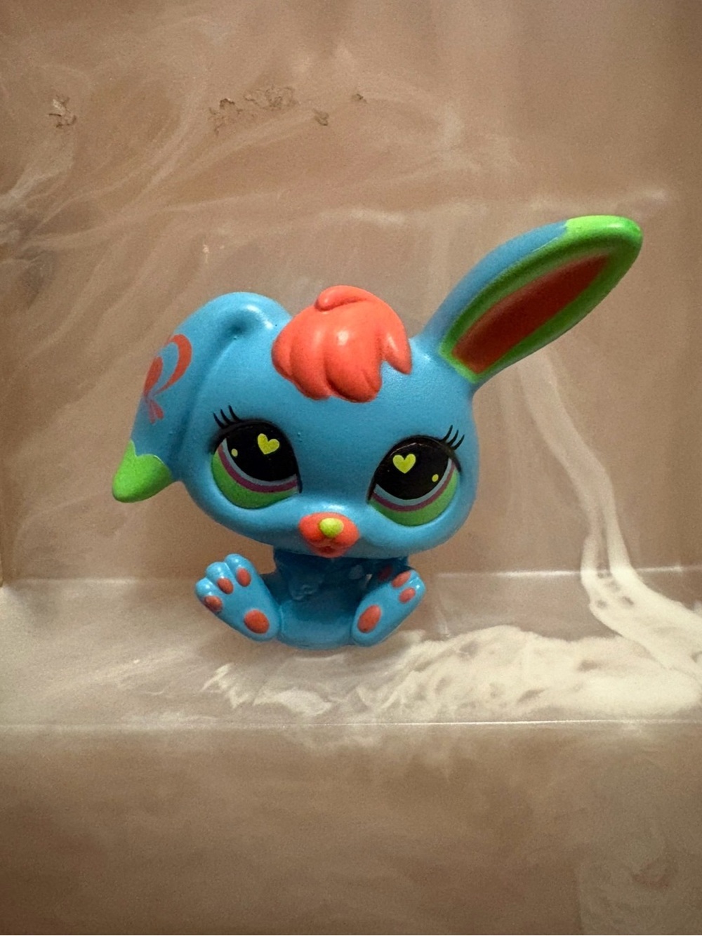 NWOT Littlest Pet Shop Black Light Pet Series 2 #282 Rabbit